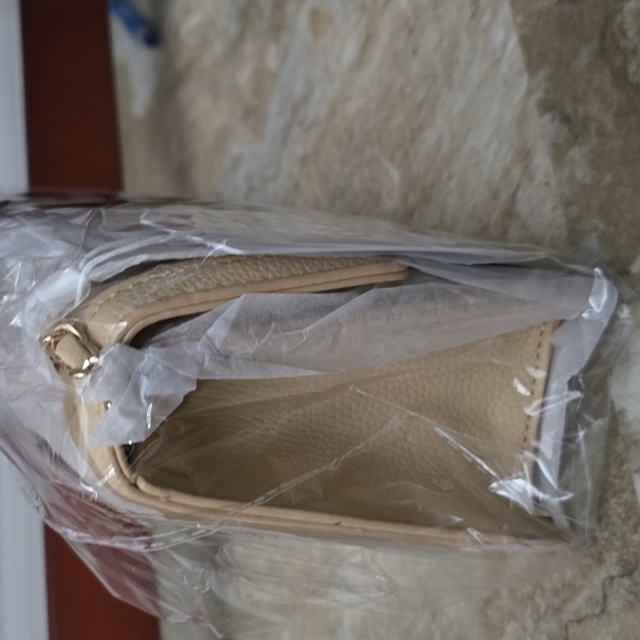 Grace Elizabeth Purse - Picture 3 of 6